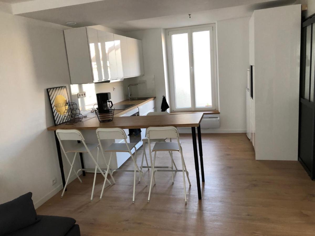 Un appartement spacieux à 30m de la mer- 45m2 Luc-sur-Mer Esterno foto