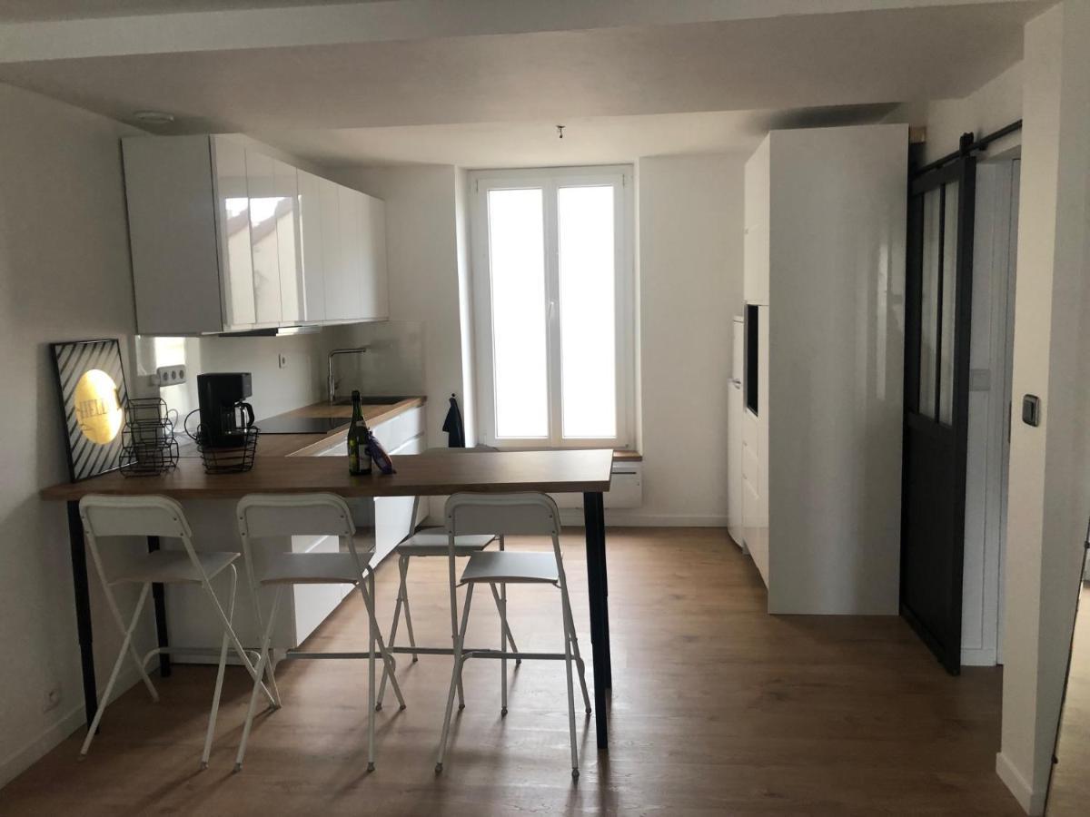 Un appartement spacieux à 30m de la mer- 45m2 Luc-sur-Mer Esterno foto